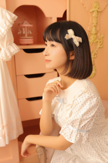 《年轻女教师